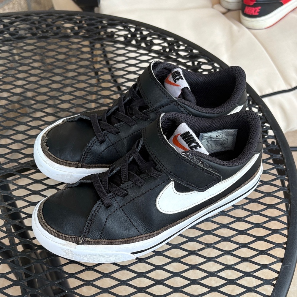 Nike Kids Black and White Sneakers
